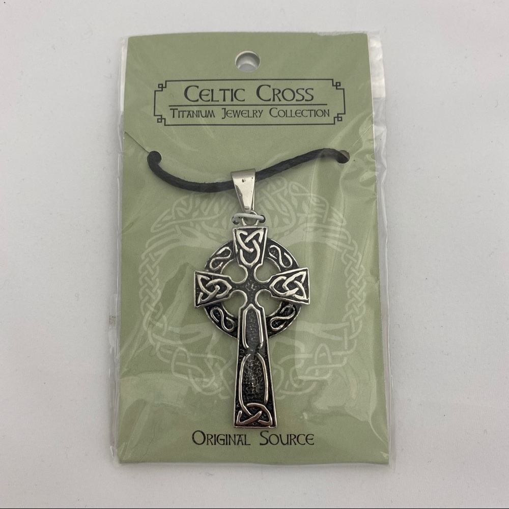 NWT Celtic Cross Necklace